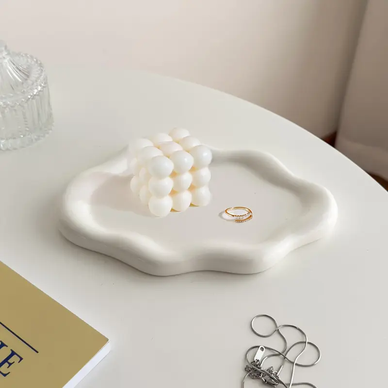 Unique Cloud Shaped Jewelry Dish Tray, 1 Count Ceramic Ring Storage Holder, Jewelry Storage Tray for Home Bedroom without Jewelry, Decorative Desk Accessories, Household Items, Jewelry Organizer, Ornaments 8