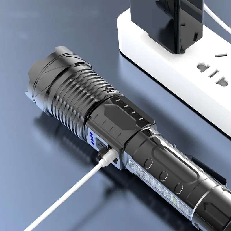 Đèn pin A76 siêu sáng chiếu xa 300m có Zoom xa gần, chống nước IPX4, pin trâu đèn pin A76 đèn pin thông minh đèn di động đèn pin  siêu sáng 1