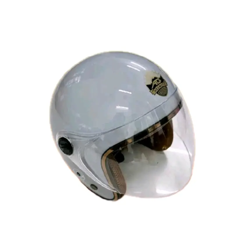 NÓN BẢO HIỂM 3/4  Loại Kính dài xịn Thời  Trang  Dành Cho  Nam  Và Nữ  ,GIÁ XƯỞNG 1