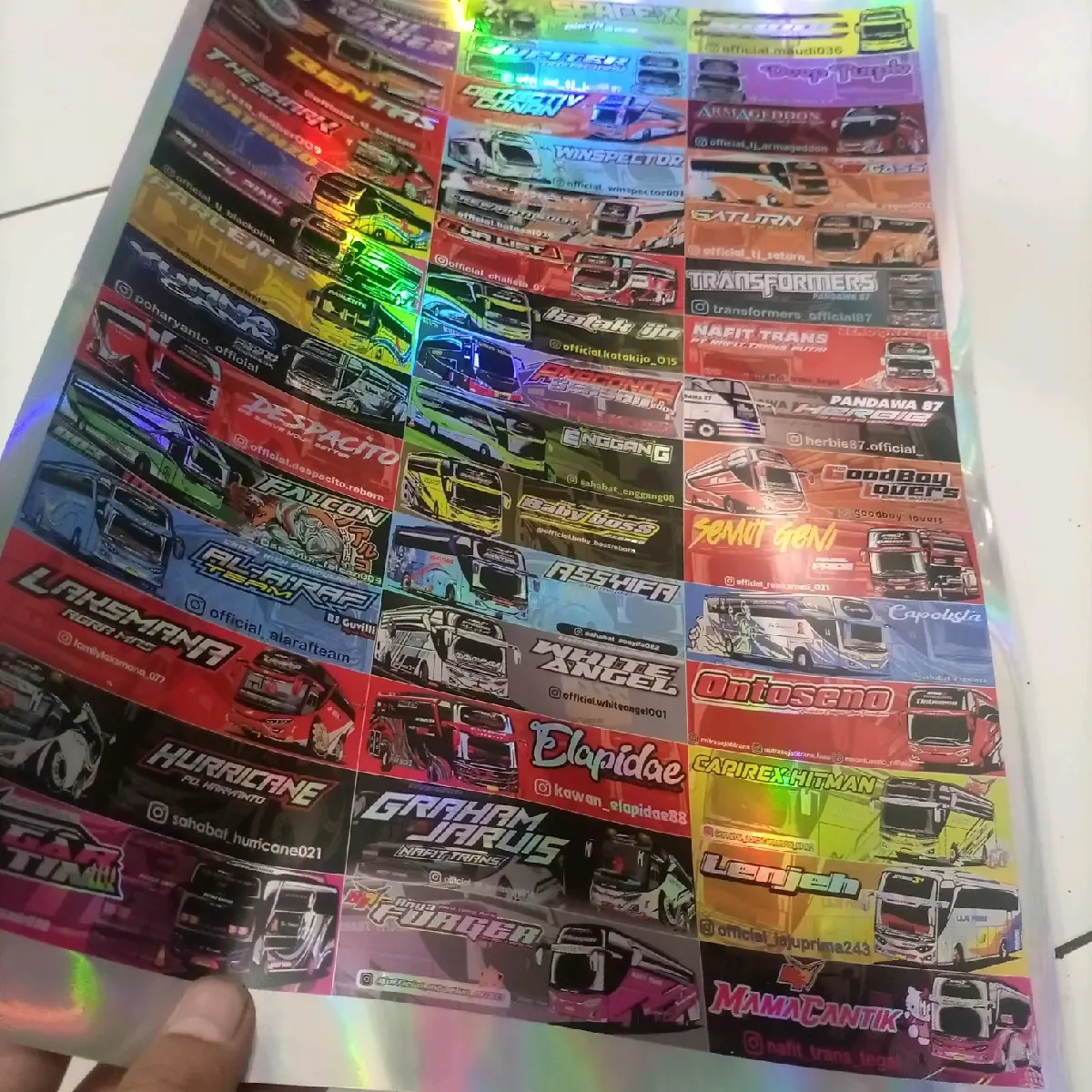 sticker hologram anti air/ sticker bus basuri asli 1 lembar isi 45 kotak Paper Stationery