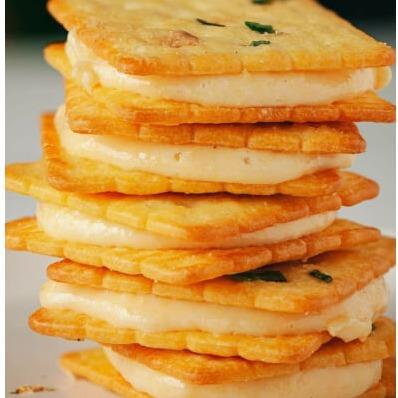 Bánh Kenju quy hành kem dẻo túi 186g - Richy Group - Bánh cracker vị rau nhân kem dẻo - Ăn Vặt, Snack 3