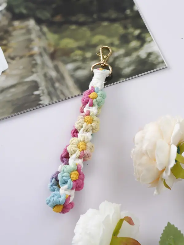 Boho Style Colorful Flower Rope Braided Keychain, Fashionable Crochet Wristlet Keychain for Women & Men, Cute Kawaii Accessories for Women 1