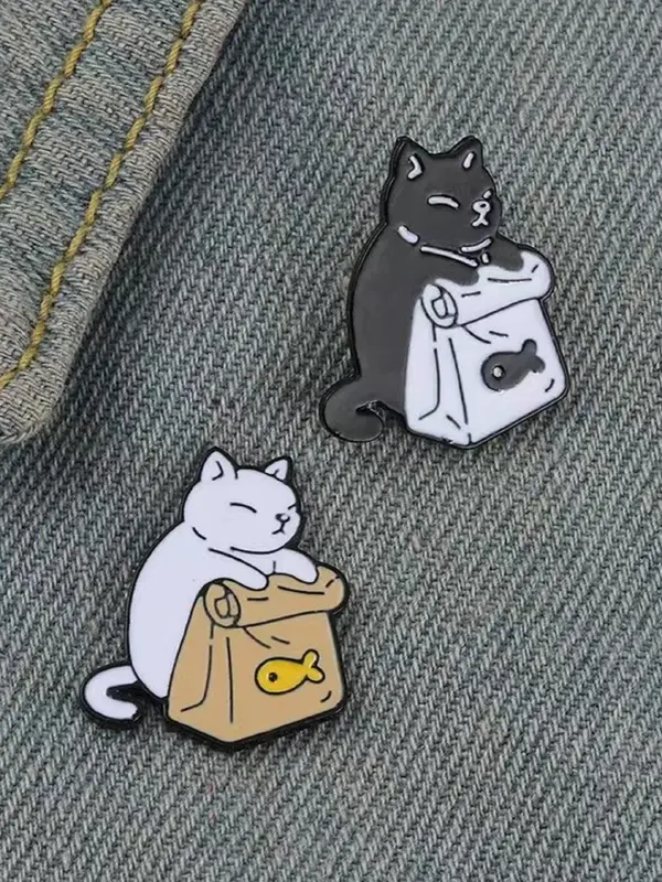 2pcs Cute Cartoon Cat Design Brooch, Animal Themed Clothes Brooch, Fashion Accessories For Men & Women 2