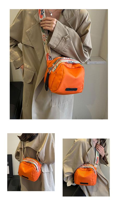 Product Introduction of Large Capacity Simple New Shoulder Small Cloth Bag Women's Messenger Bag Women's Bag Fashion All-Match Lightweight Oxford Cloth Shell Bag 10