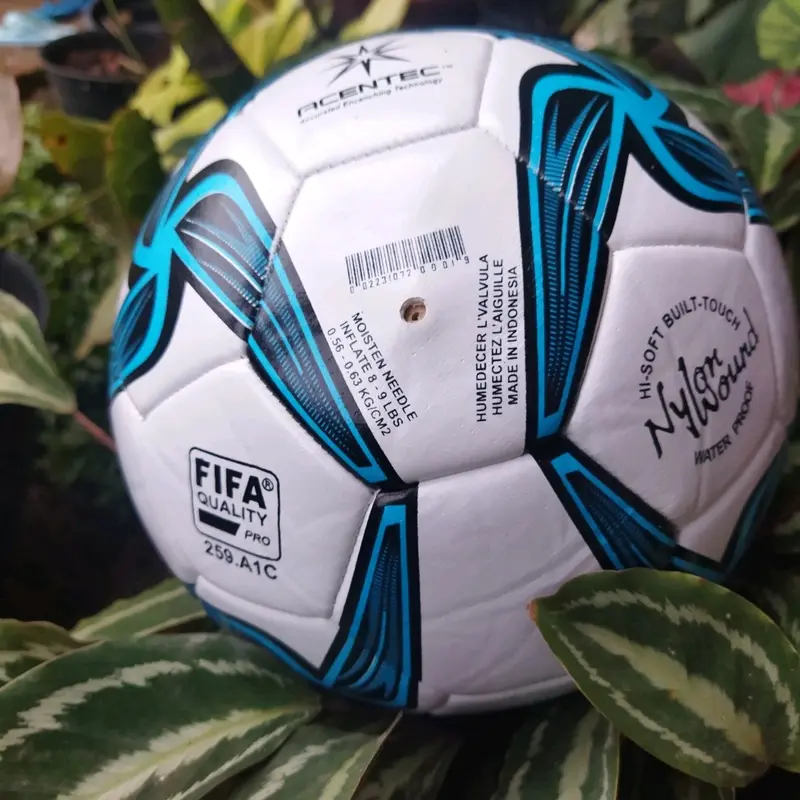 Bola bola Sepak Molten Size 5 Gratis Pentil & Jaring 2