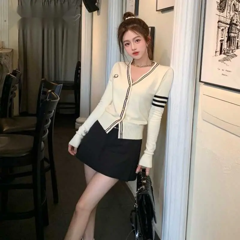 Áo Len Len, Áo Cardigan Ricky, Thích Hợp Mặc Thường Ngày Phong Cách Tingoan, Hợp Xu hướng Nữ Women Top Dài Tay