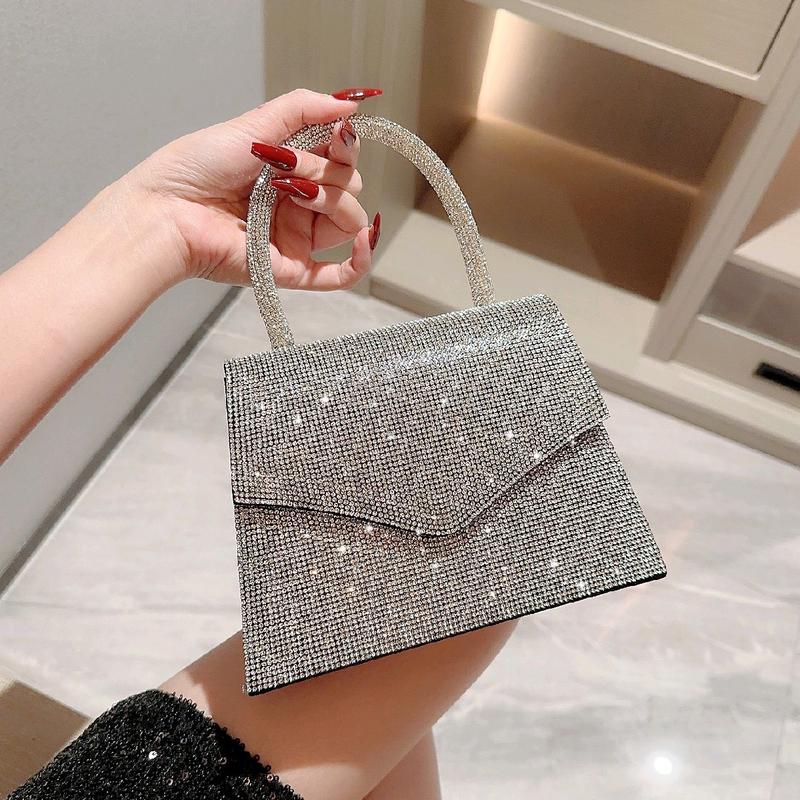  Túi Xách Nữ Đeo Chéo Women Bag Clutch Cầm Tay Cốp Đi Tiệc Quai Xách Đính Đá Nắp Bì Thư Blingbling Lấp Lánh Lung Linh Kèm Dây Xích Size 20 Sang Trọng Quý Phái Quyến Rũ Nhung Kem tuixach ditiec túixinh tuigiare tuinu tui di kim kết tuixinh giare xám Đinh 