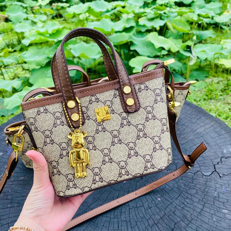 [Kèm Móc Khóa Gấu]-Túi xách nữ hình gấu 18cm - phù hợp cho cô nàng yêu sự trẻ trung, trendyyy như con gấu nhỏ Bag [HÀNG LOẠI 1]