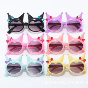 แว่นกันแดดเด็ก น่ารัก กันแดด ทันสมัย ม่านบังแดด เหมาะสำหรับสาวน้อยและเด็กผู้หญิง ดีไซน์การ์ตูนใหม่