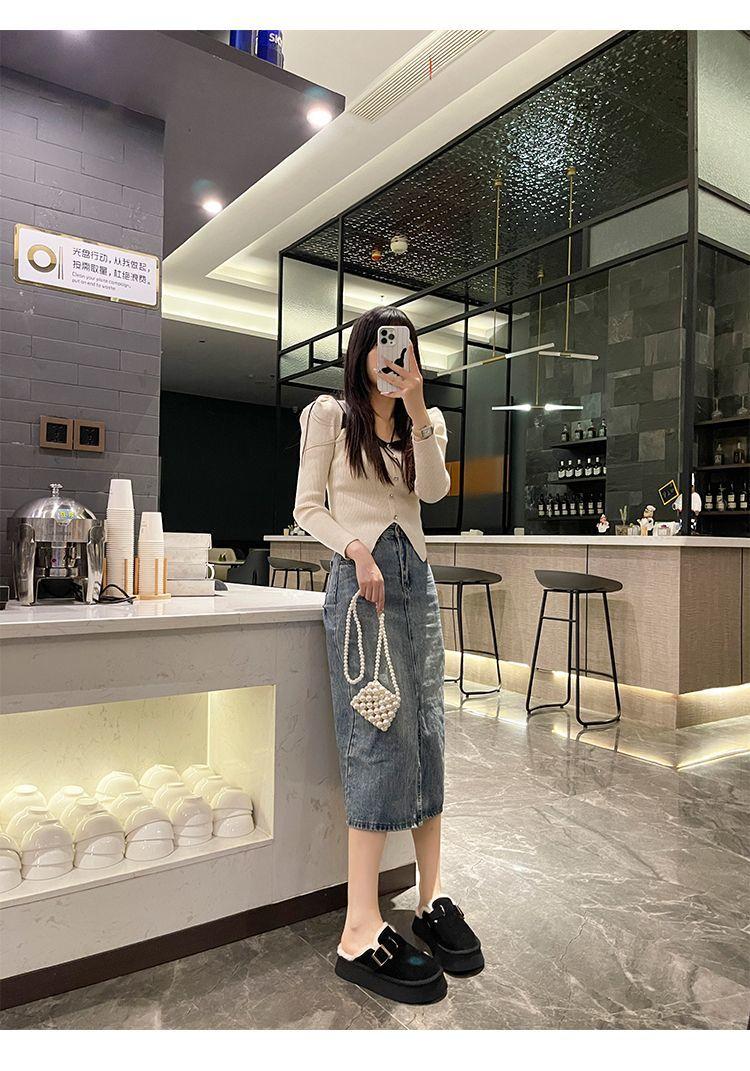 Product Introduction of Dép Lê Bên Ngoài Nữ, Furry, Tăng Chiều Cao, Boken Mới, Bít Mũi, Lót Lông Cừu Lười, Ấm Áp, Đế Lười, 20242024 7