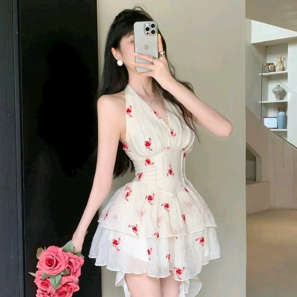 Đầm voan hoa cổ yếm tầng xòe bèo có sẵn mút lót Women Nữ Dress..