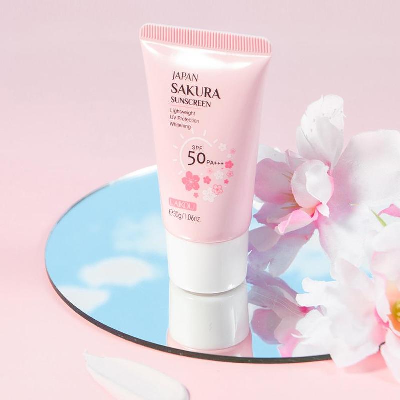 Product Introduction of High Protection Sakura Sunscreen SPF50+++ Waterproof Moisturizing Long-lasting Moisturizing Face Refreshing UV Protection Facial Skincare Moisturizer Moisture Skin Repair 30