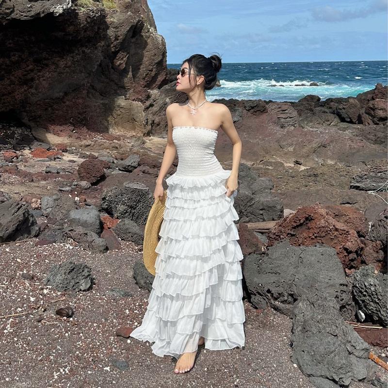 P018 - Đầm maxi trắng nhún ngực phối chân váy lưới tầng dài váy  trang