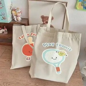 Tas Wanita Terbaru Cewek ,The gentle touch of a canvas bag makes it suitable for all everyday needs, with Hello Kitty patterned designs.