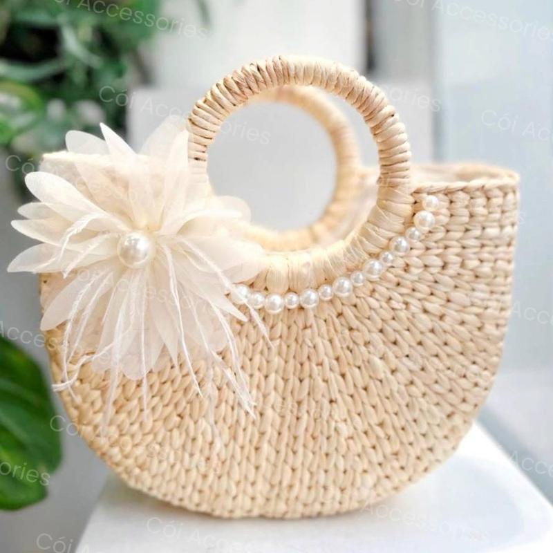 Túi chụp hình  lục bình cầm tay đính hoa