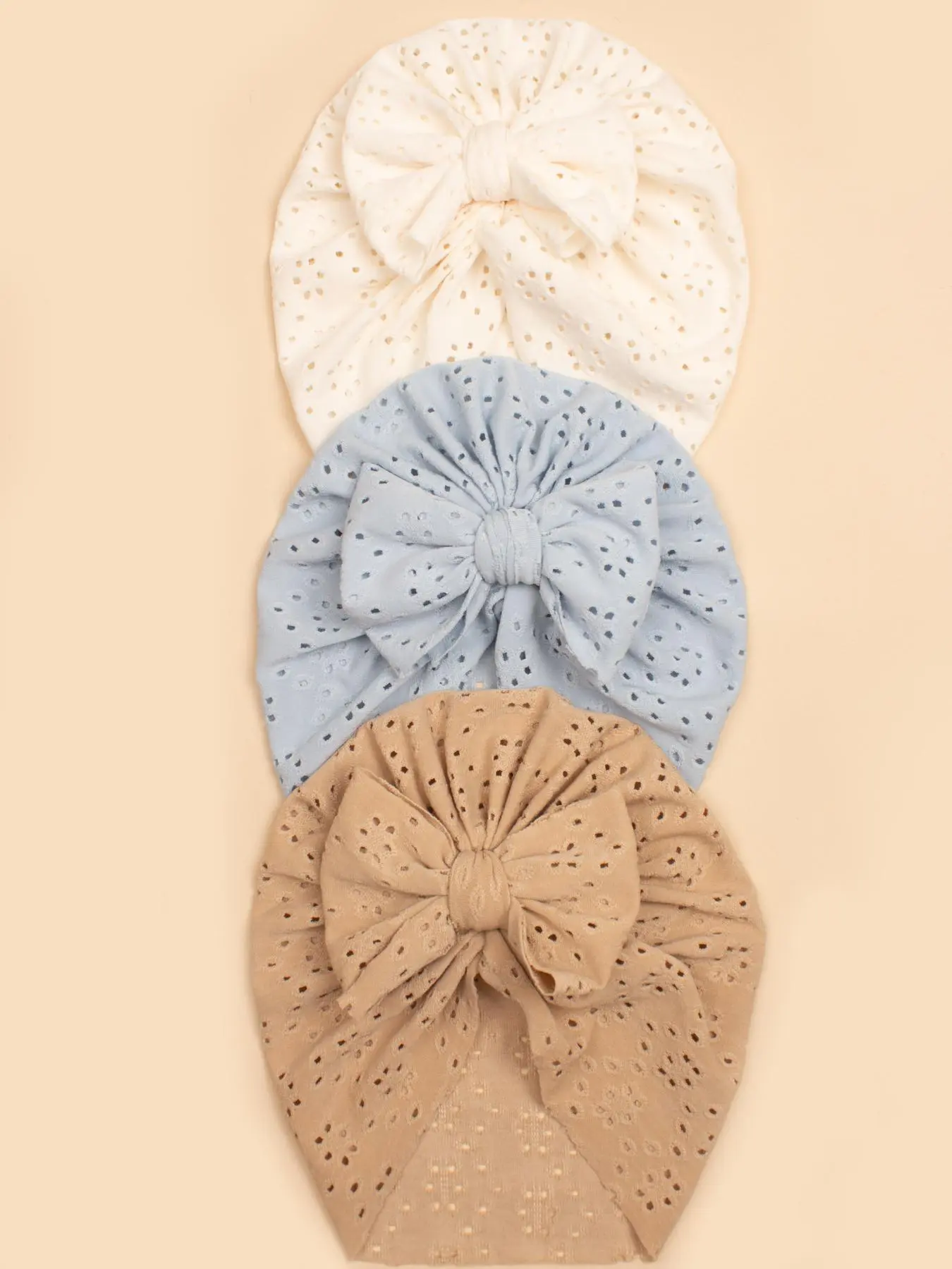 3pcs Cute Bow Decor Eyelet Embroidery Baby Turban Hat, Summer 2024 Breathable Soft Solid Baby Hat for Summer, Gifts for Newborn Infant Kids Boys Girls