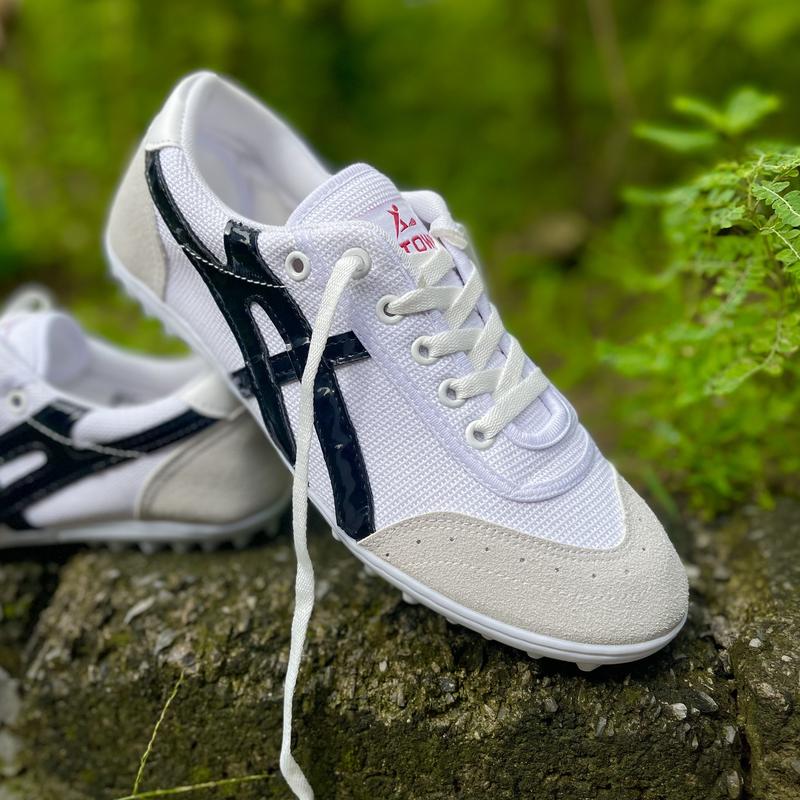 Giày Bata Đế Chuyên Dụng Cho Bóng Đá ( Khâu Full Đế Tặng Tất )