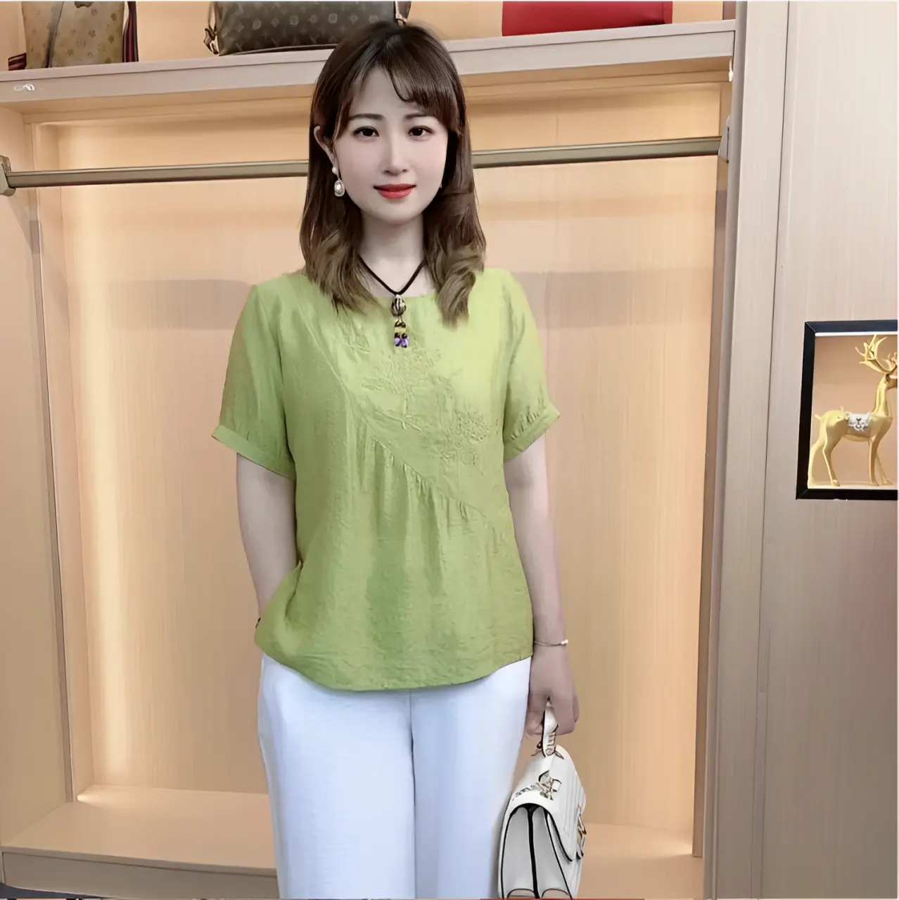 Áo Nữ Ngắn Tay Thêu Hoa Chất Đũi Tơ Mềm Mịn Mặc Mùa Hè Cực Mát VPT2