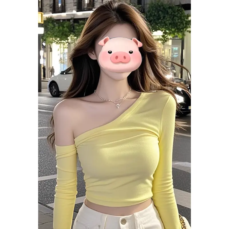 Áo Lớp Nền Dài Tay, Vai Nghiêng Gợi Cảm Và Dễ Thương, Dành Cho Nữ, Thiết Kế Đẹp, Thích Hợp Cho Mùa Thu Và Mùa Đông, Áo Ngắn Cô Gái Nóng Bỏng Ngọt Ngào