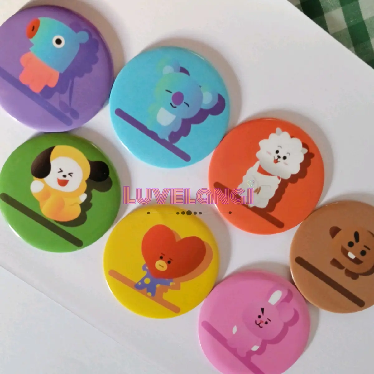Kaca BTS BT21 / Kaca hias BTS / cermin Bulat BTS BT21