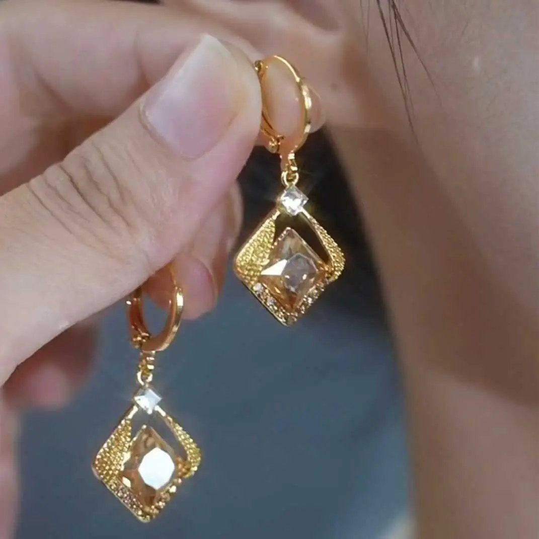 Hoa Tai Hình Thoi Pha Lê Tím, Phong Cách Pháp, Siêu Thanh Lịch, Đơn Giản Và Thanh Lịch, Dễ Phối Đồ, Kẹp Tai, Giá Cả Phải Chăng, Sang Trọng Và Cao Cấp, Hoa Tai Mặt Thon Gọn