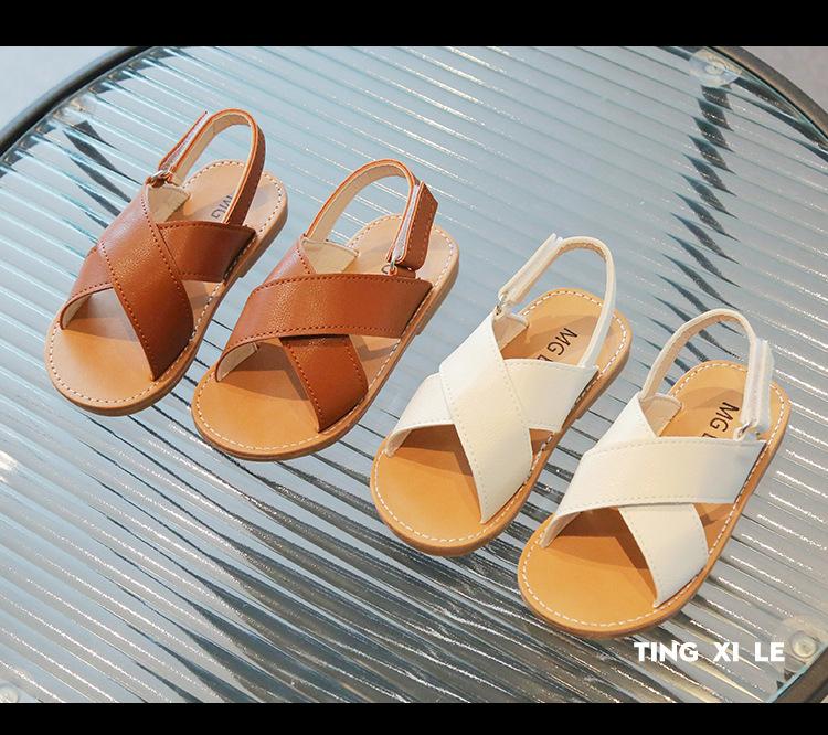 Product Introduction of Children's Sandals 2024 Summer New Fashion Versatile Baby Simple Soft Sole Boys and Girls Open Toe Cross Beach Shoes 8