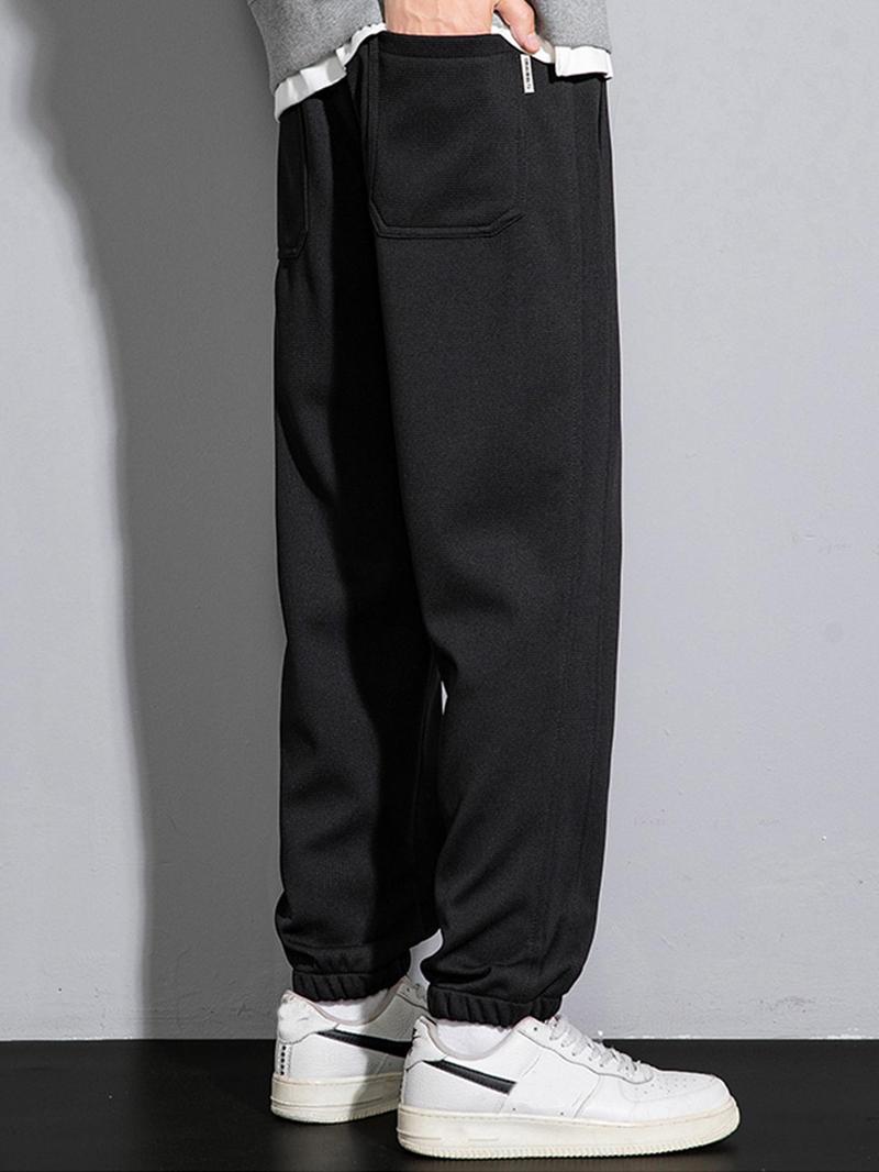 Product Introduction of Men's Solid Color Patched Drawstring Waist Thermal Lined Pants, Casual Comfy Regular Fit Elastic Waist Pocket Trousers for Daily Wear, Men's Bottoms for All Seasons 2