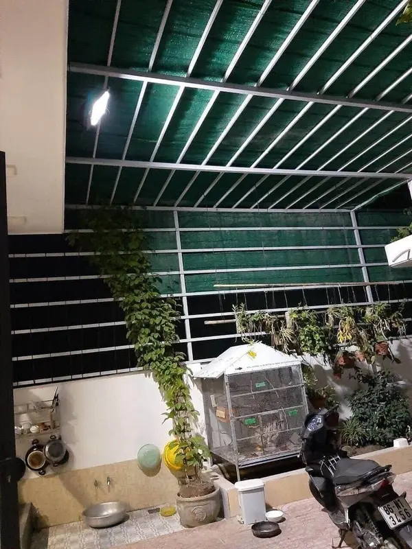Đèn pha năng lượng mặt trời 500W, Vỏ nhôm, Chip LED 5730, Chống nước, Bảo hành 2 năm den  phan 4