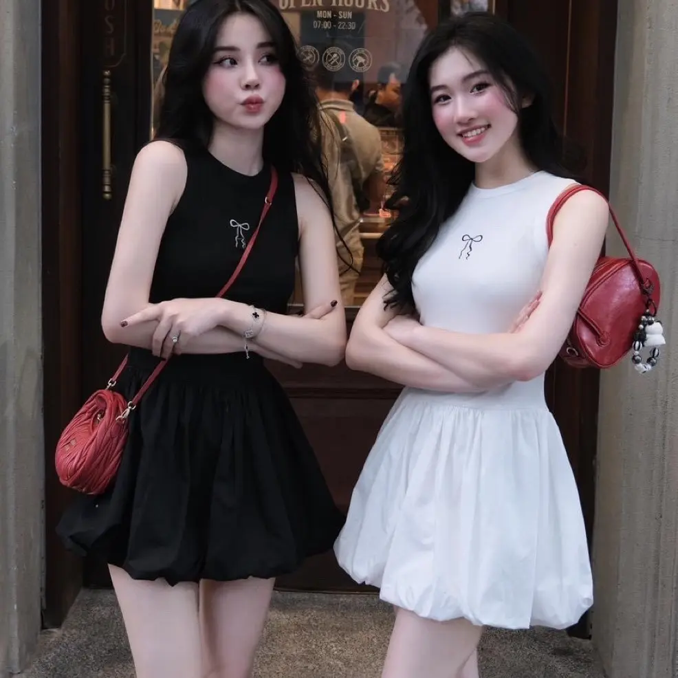Đầm ba lỗ xinh xoè tầng phồng xinh hai màu