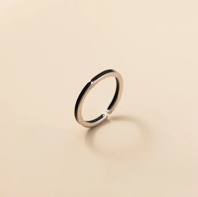 Nhẫn chỉ đen, nhẫn ngón trỏ cá tính
