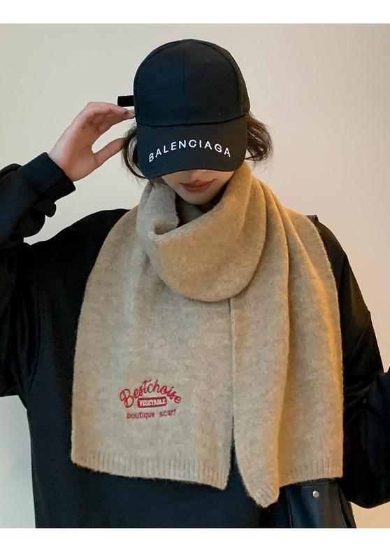 Product Introduction of Embroidered Brown with Letters with Woolen Knitting Scarf Winter Girls 2023 New High-Grade Korean Style All-Match Scarf 2