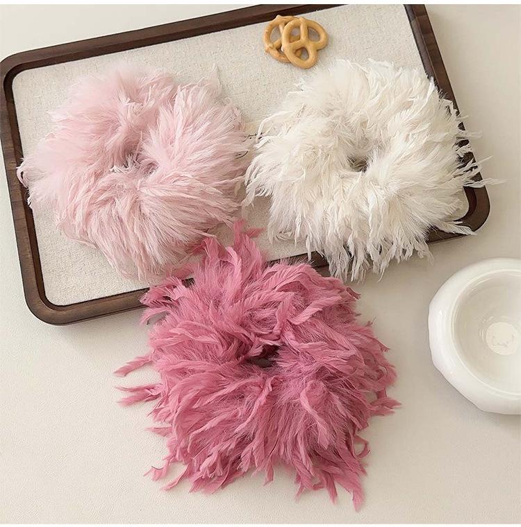 Product Introduction of Fluffy Hair headwear with no headband traces, elastic and durable headband, designed for girls' bun head ponytail, 3