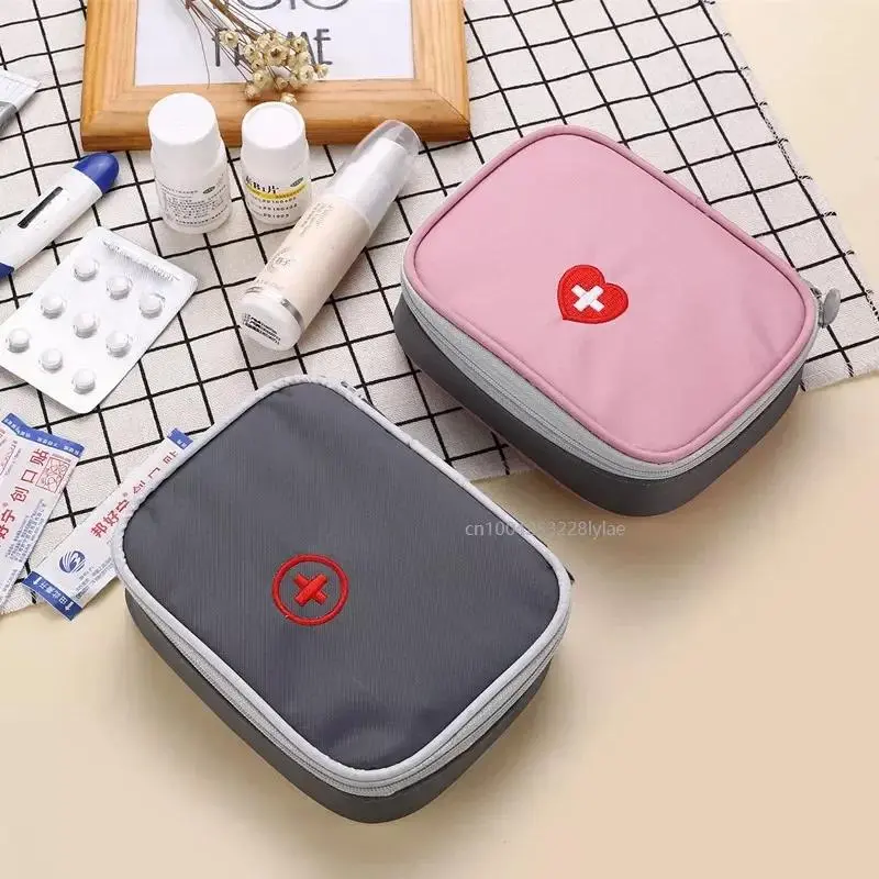 Mini Household First Aid Kit Bag Travel Portable Medicine Package Emergency Kit Bags Medicine Storage Bag Travel Organizer