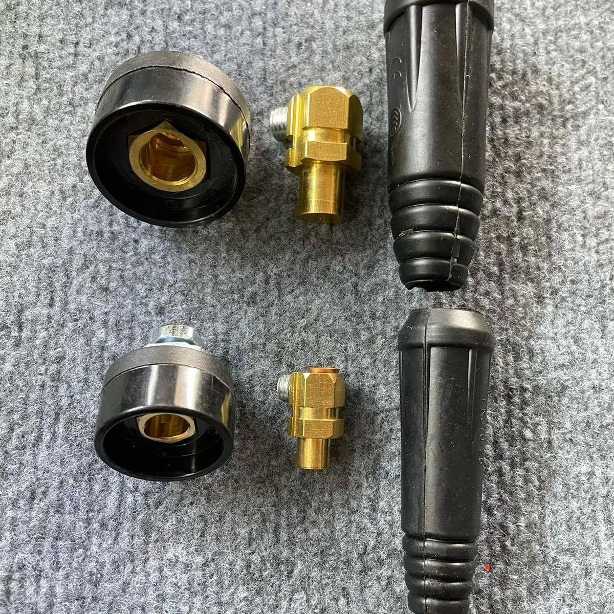 Bộ rắc nối nhanh máy hàn DKJ10-25/ DKJ35-50 cho máy hàn 10-25 và 35-50 chất liệu Đồng và vỏ bọc cao su mềm