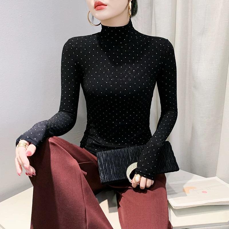 Áo Thun Giữ Nhiệt Cổ Lọ Đính Đá Nữ