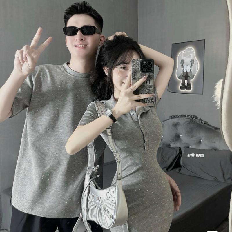 Áo đôi nam nữ đính đá xinh 2 size s và m 1