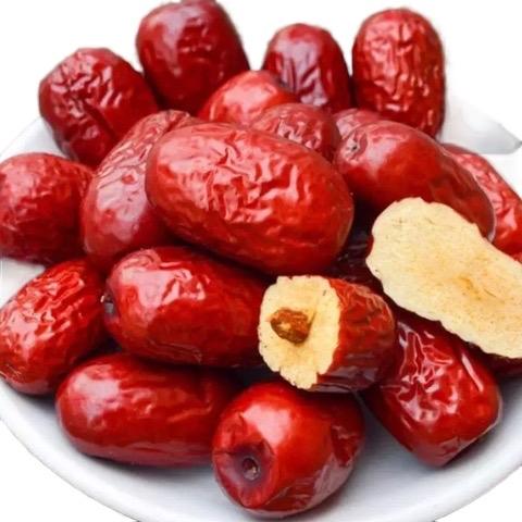 Combo 2 kg táo Nhược Khương size 16-18qua/lang chín khô tự nhiên trên cây . Dẻo, ngọt, thơm , thịt vàng , hạt nhỏ yen sao sơntraquả sấygiòn khô bò mẹ liệu 0