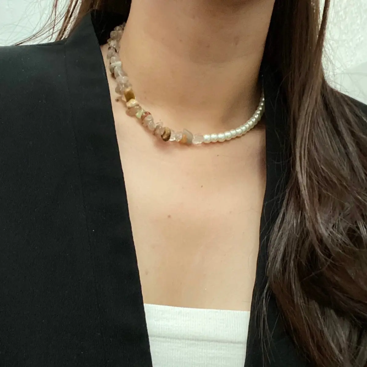 Half Pearl Choker Perempuan