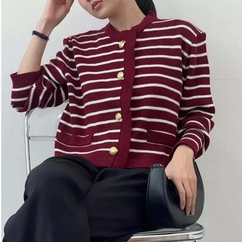 KNITZEN Lalisa Knit Cardy Premium - Cardigan Stripe Wanita Bahan Rajut Premium Tebal