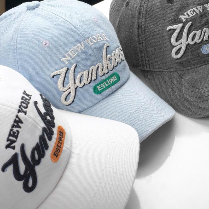 2025Mau moi Mũ lưỡi trai phối jean logo chữ thêu phong cách unisex 1