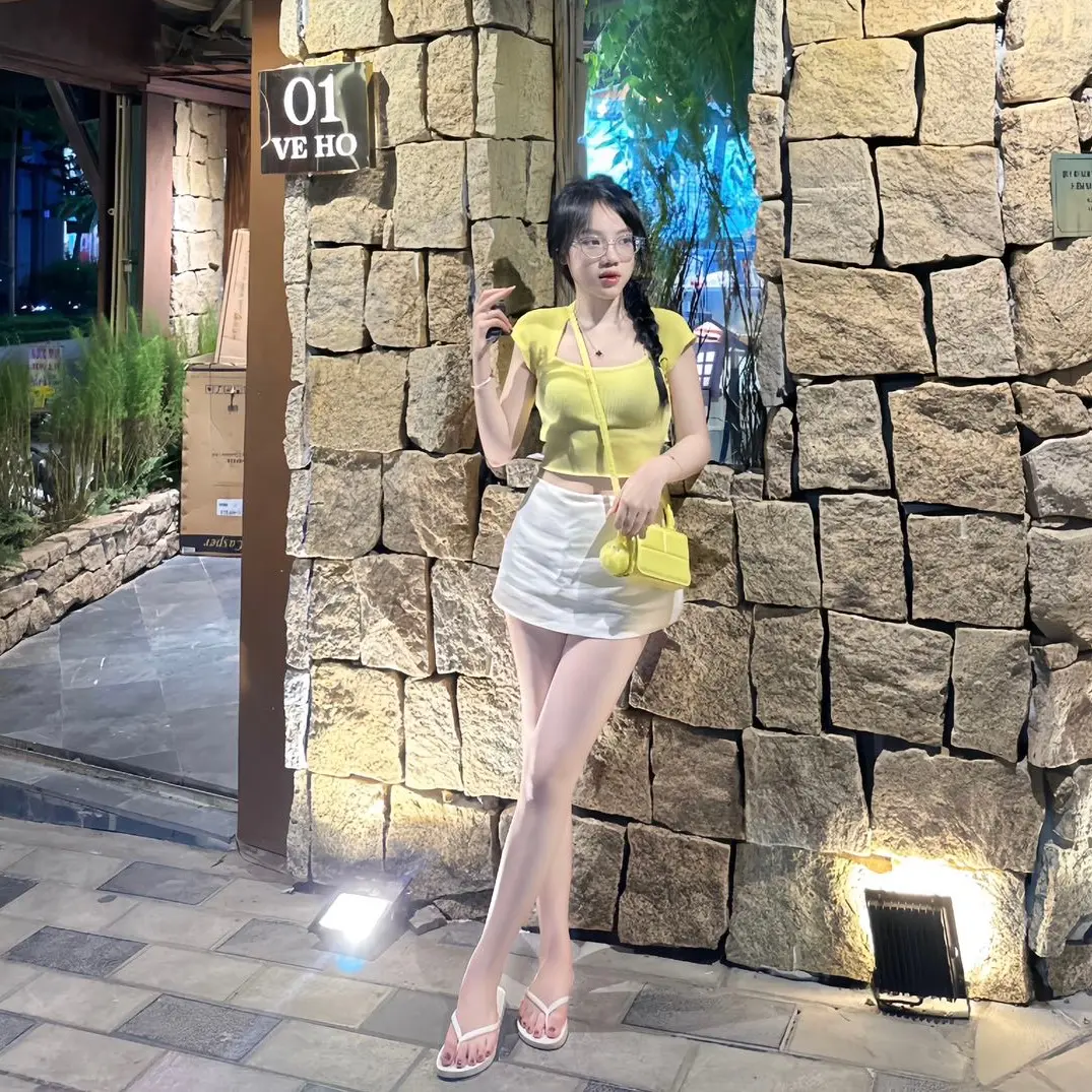 Set áo buộc dây sau croptop (nhan chọn sz chân váy)