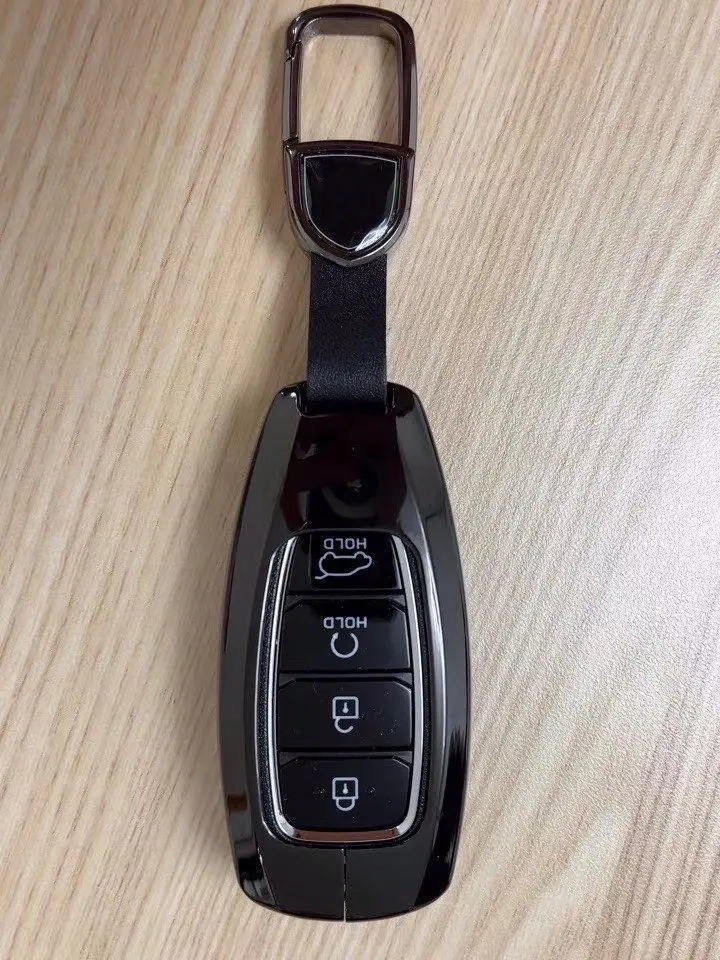 Ốp Khoá Accent , Elantra ,Santafe,Custin 3,4,5 nút Hợp Kim Silicon Móc Khoá