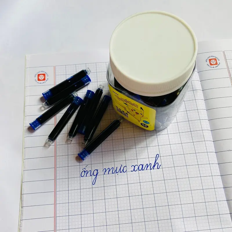 Lọ 50 ống mực tím, xanh , đen dùng cho bút máy 3