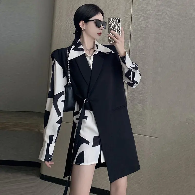 set đồ 2 món gồm áo sơ mi dáng rộng + áo Khoác vets không tay Mã    A5