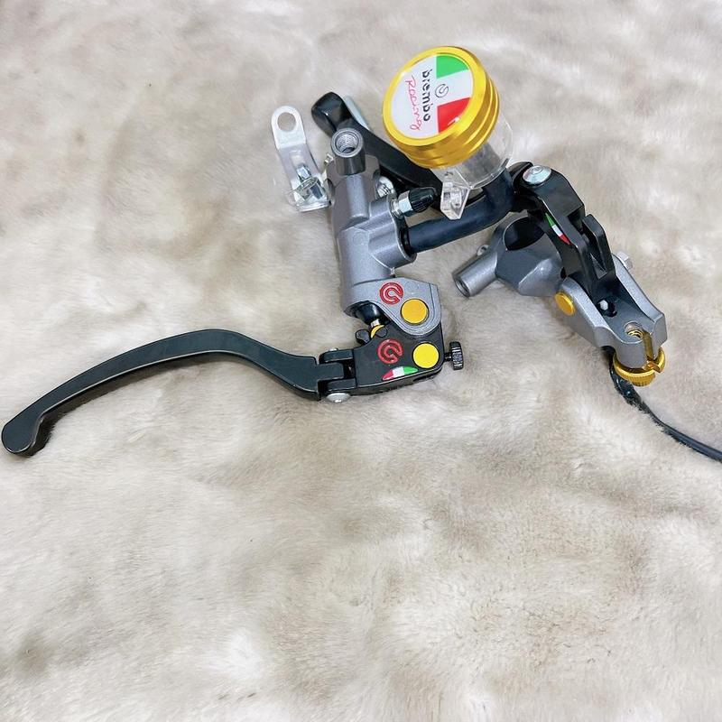 [ Bảo hành nếu gặp lỗi ] _Cặp Tay Thắng BREMBO RCS 19_ chốt vàng bình dầu trong suốt nắp vàng Kèm Full phụ kiện Lắp đặt
