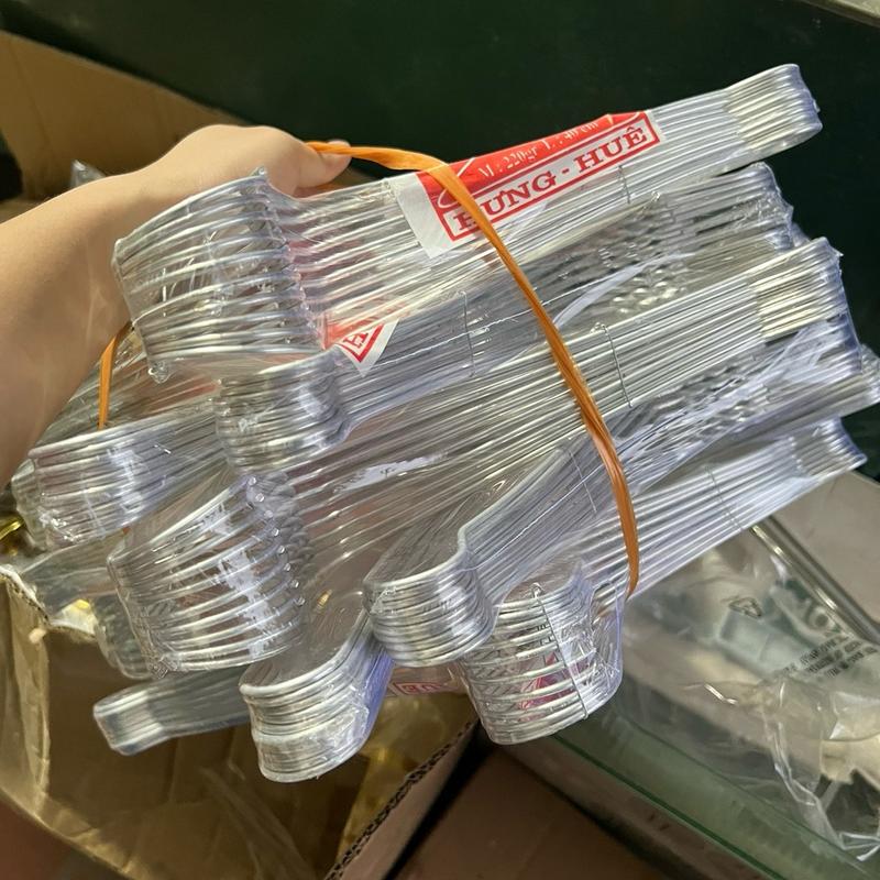 Combo 50 móc 2,5nhôm treo quần áo tiện lợi ( dày 2,8mm, dài 40cm )