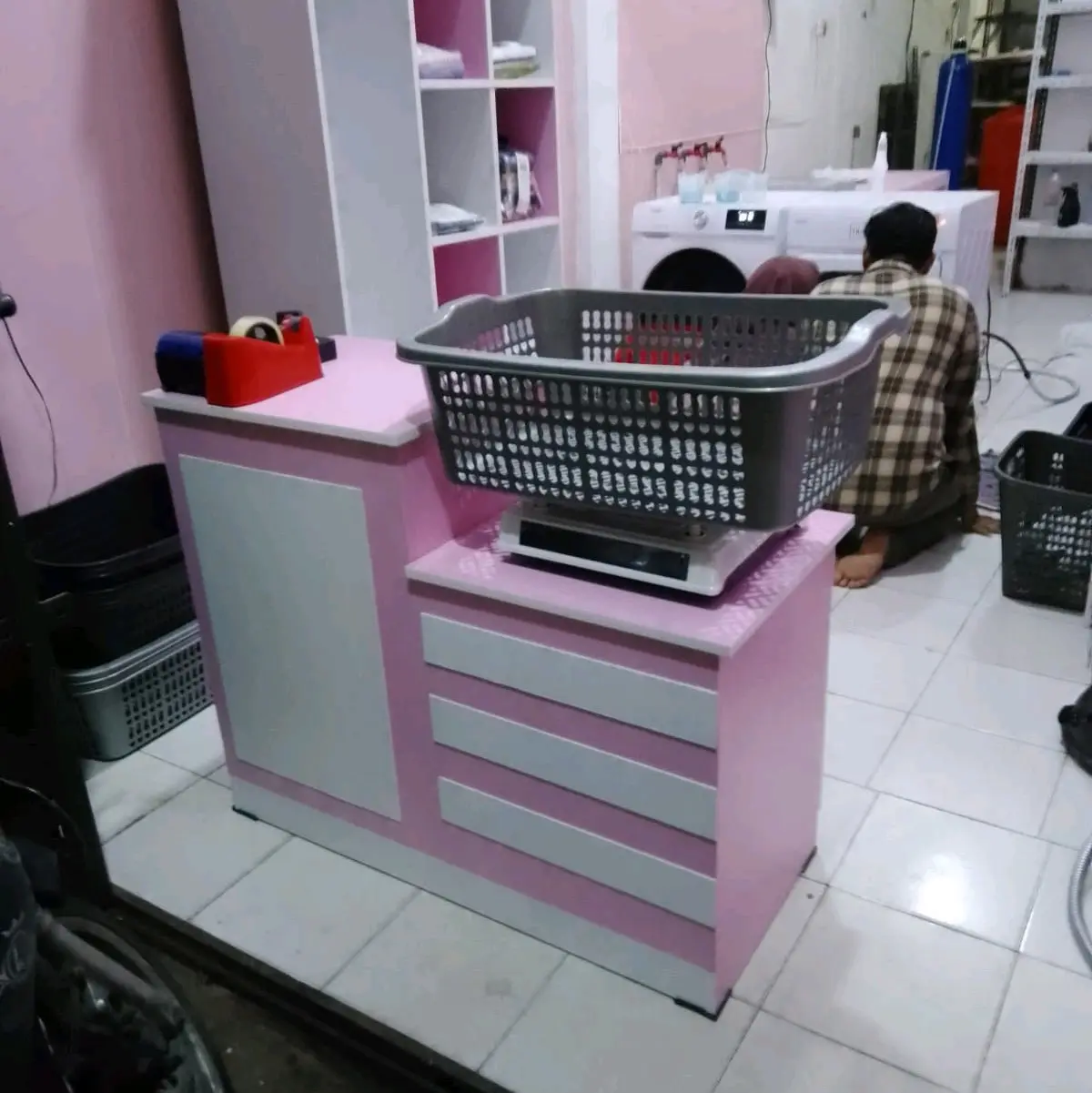 MEJA KASIR /meja laundry / MEJA RESEPSIONIS / MEJA KERJA / MEJA KANTOR / MEJA KASIR TOKO / MEJA RESEPSIONIS MINIMALIS