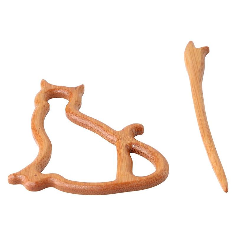 Product Introduction of Sweater Brooch Girl Gifts Retro Flower Rabbit Bird Bear Dog Wooden Brooch Clothing Accessory Women Brooch Fashion Jewelry 10