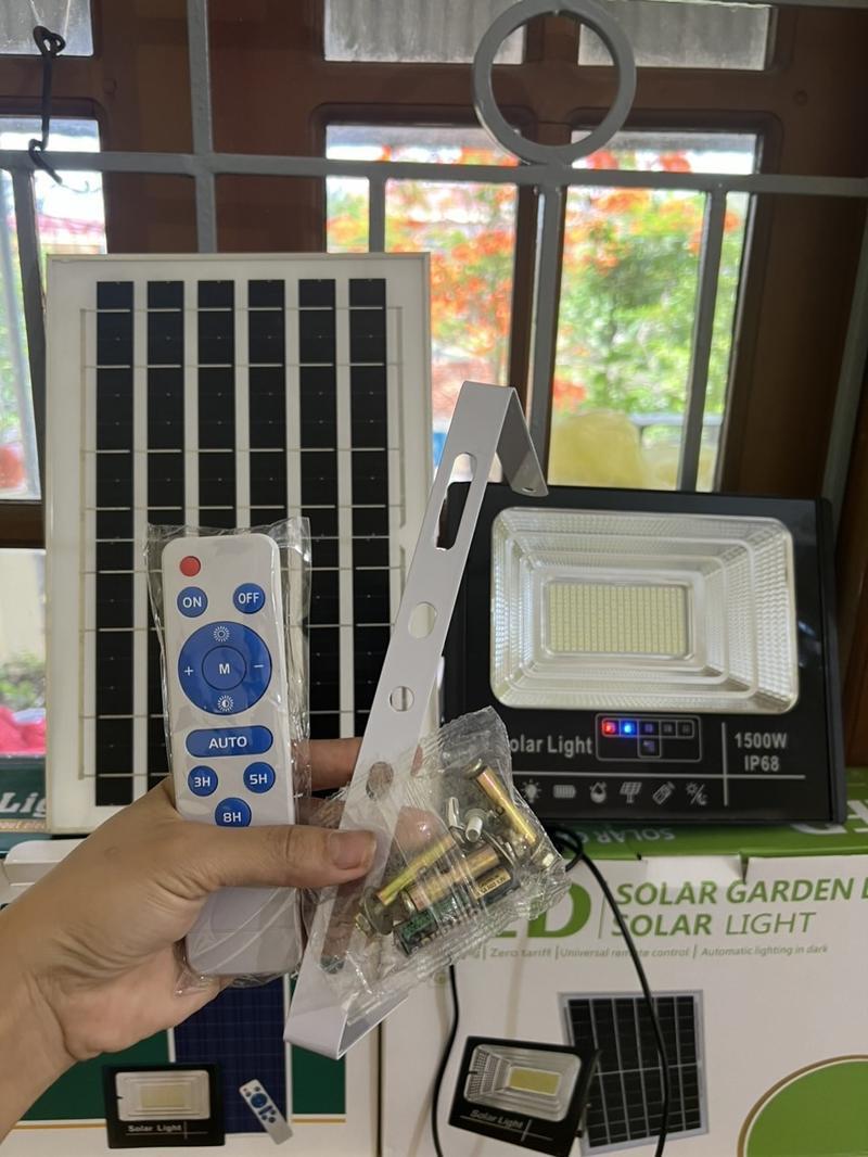 Product Introduction of COD Đèn năng lượng mặt trời công suất 1500w phân khúc giá rẻ bảo hành 2 năm 5
