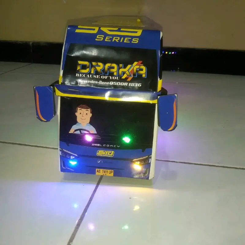 Miniatur bus telolet Basuri  DRAKA Lampu Toy 1